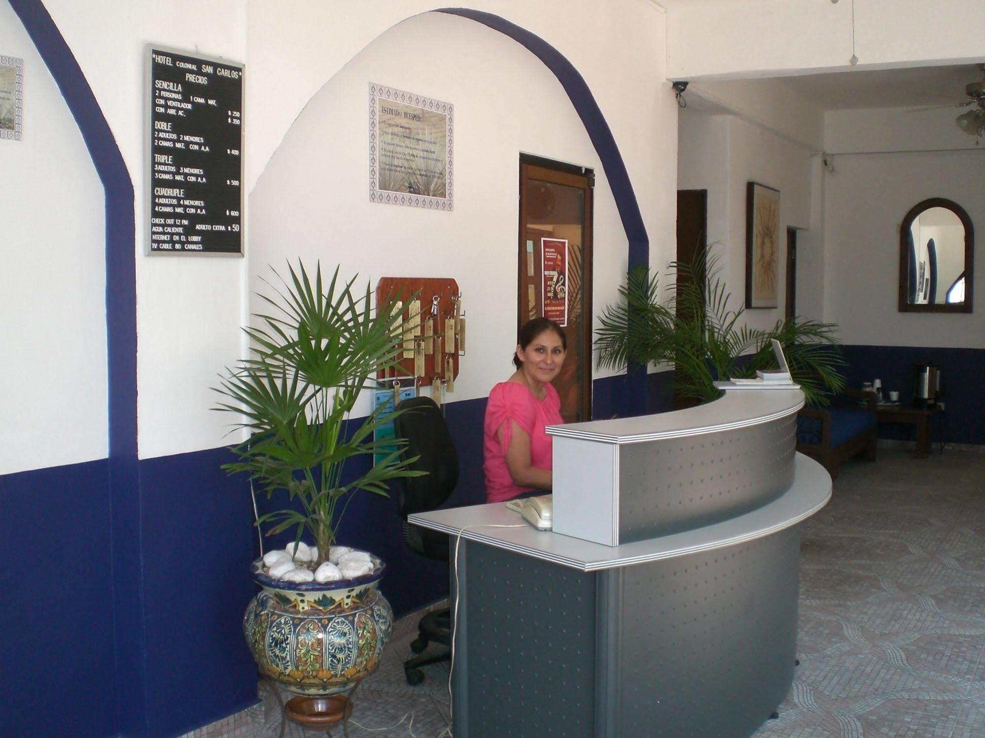 Hotel Colonial San Carlos Cancún Eksteriør bilde